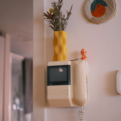 Wavy Vase
